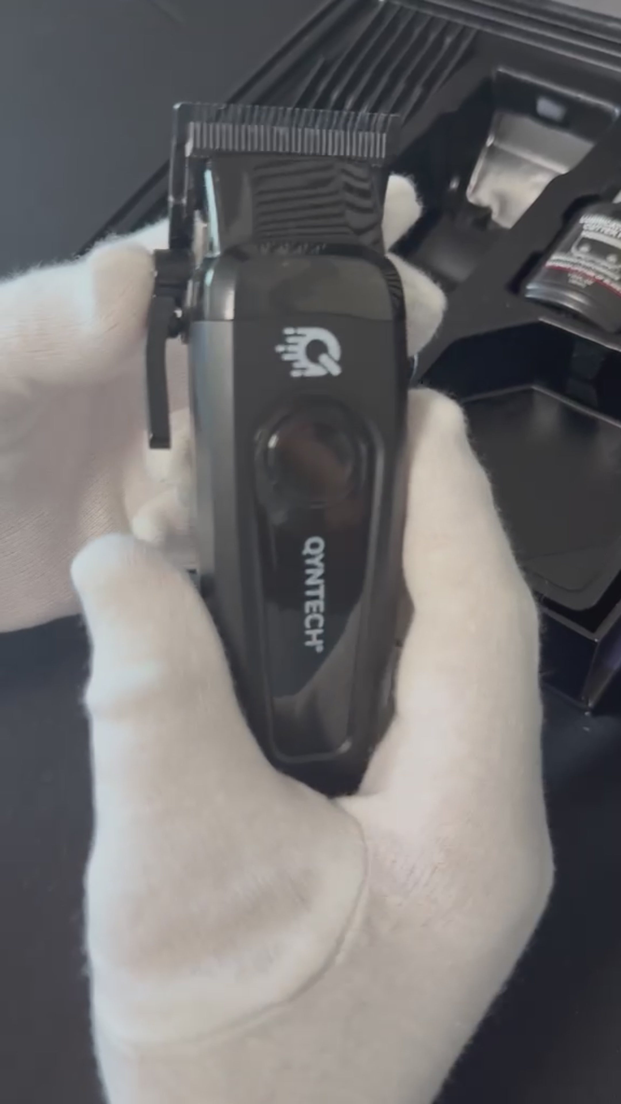 Mașină de tuns QYNTECH® S1095